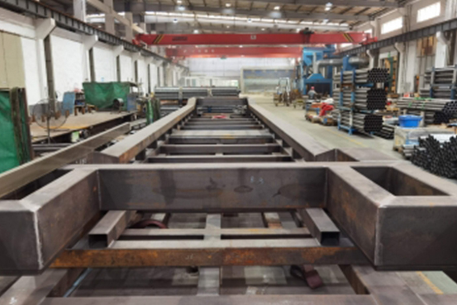 Pembuatan dan penyesuaian peralatan lengkap